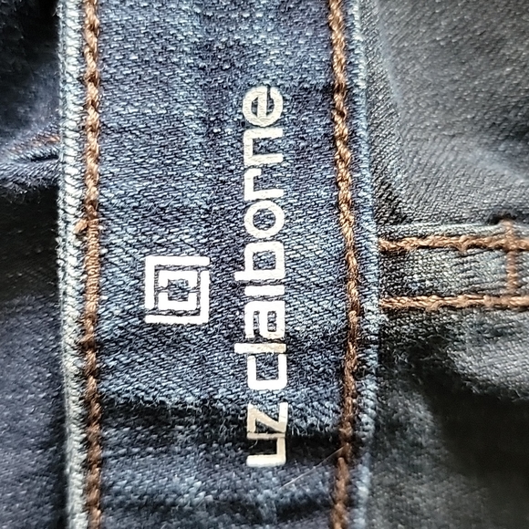Jeans - Picture 4 of 6